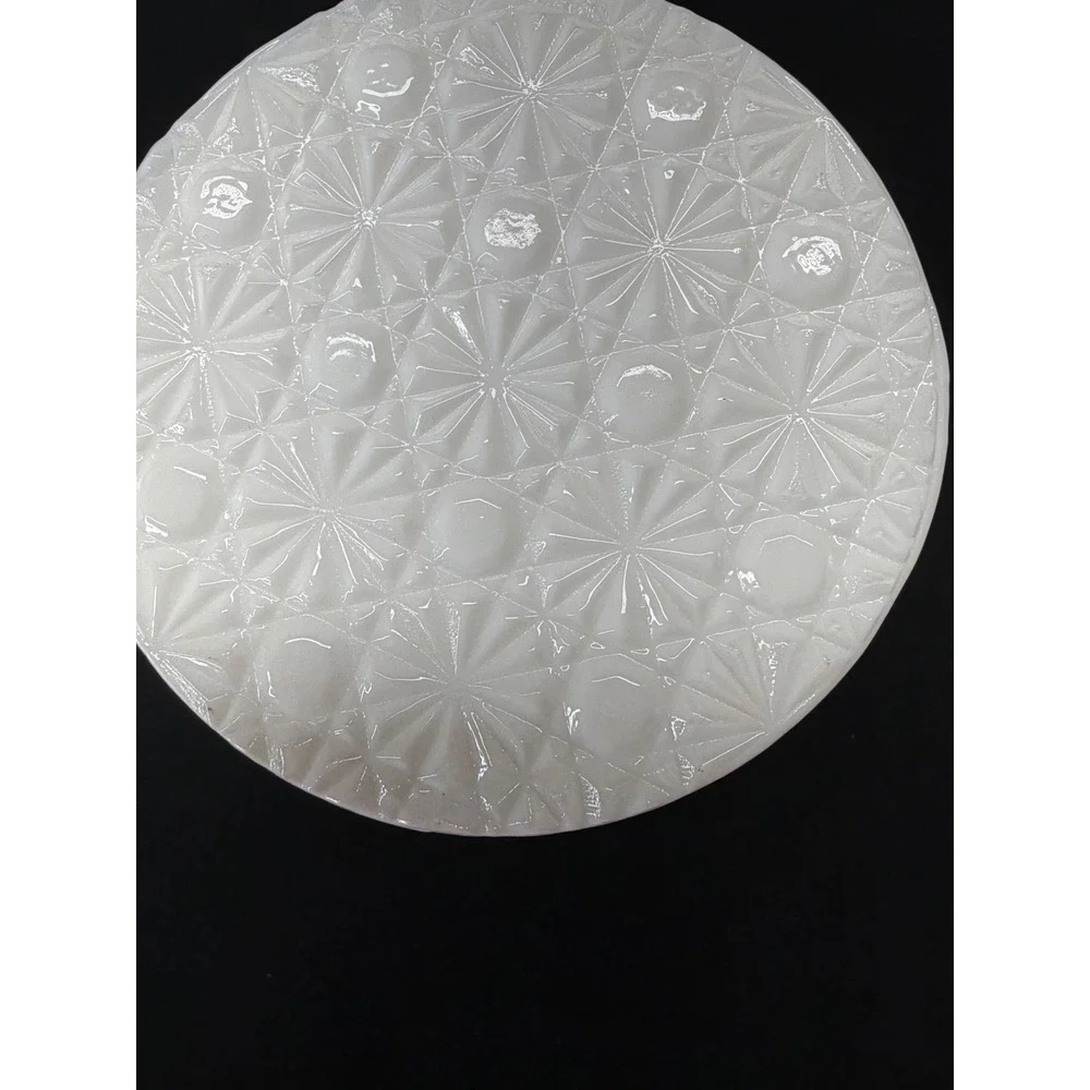 Vintage White Milk Glass Top Hat Daisy and Button Pattern Planter Decor